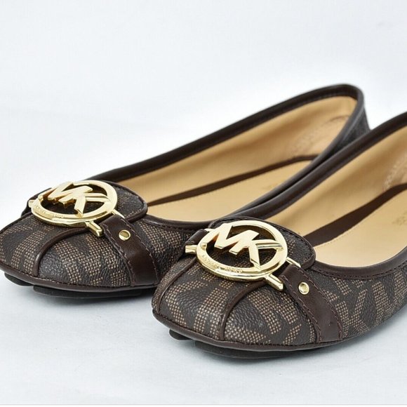 NEW Michael Kors Fulton Studded Logo Moccasin, size 7 - Picture 1 of 7
